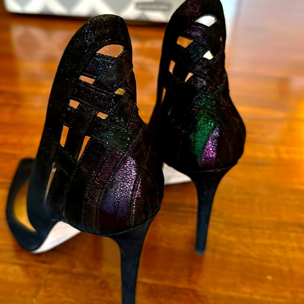 Alejandro Ingelmo Athena Black Iridescent Pumps Euro size 37